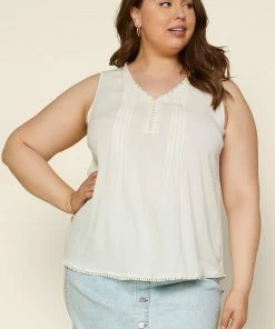 SKIES ARE BLUE Plus Size - Lace Detail Tank Top New In Plus Size