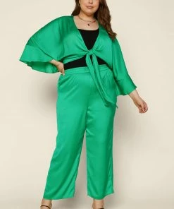 SKIES ARE BLUE New In Plus Size Plus Size - Front Tie Kimono Top 7 SKIES ARE BLUE New In Plus Size Plus Size - Front Tie Kimono Top