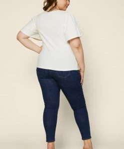 SKIES ARE BLUE New In Plus Size Plus Size - Twisted V-Neck Top 9 SKIES ARE BLUE New In Plus Size Plus Size - Twisted V-Neck Top