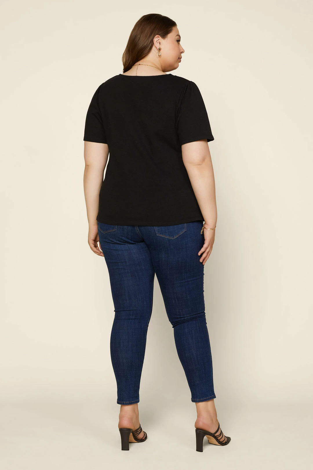 SKIES ARE BLUE New In Plus Size Plus Size - Twisted V-Neck Top 5 SKIES ARE BLUE New In Plus Size Plus Size - Twisted V-Neck Top