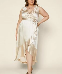 SKIES ARE BLUE Plus Size - Satin Ruffled Maxi Dress