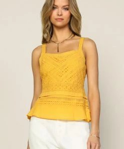 SKIES ARE BLUE Sleeveless Eyelet Top