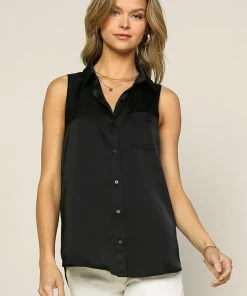 SKIES ARE BLUE New In Clothing Sleeveless Button Down Top