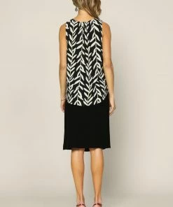 SKIES ARE BLUE New In Clothing Botanical Sleeveless Top 11 SKIES ARE BLUE New In Clothing Botanical Sleeveless Top