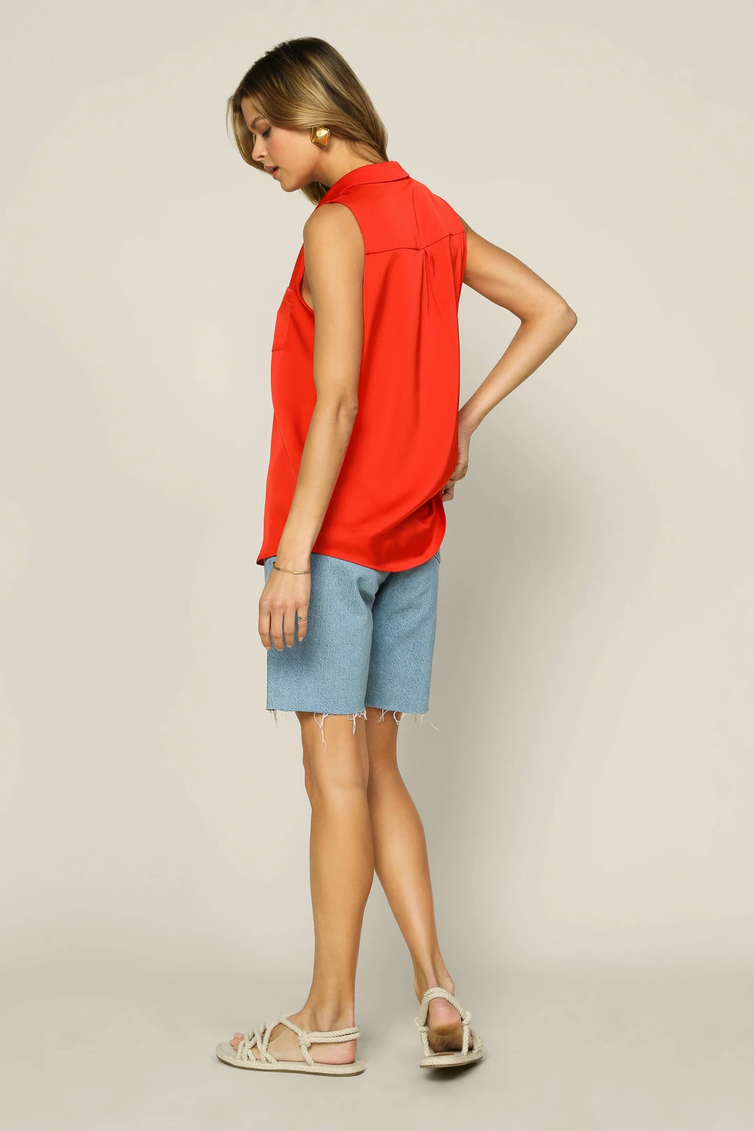 SKIES ARE BLUE New In Clothing Sleeveless Button Down Top 6 SKIES ARE BLUE New In Clothing Sleeveless Button Down Top