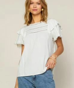 SKIES ARE BLUE Ruffled Lace Detailed Top