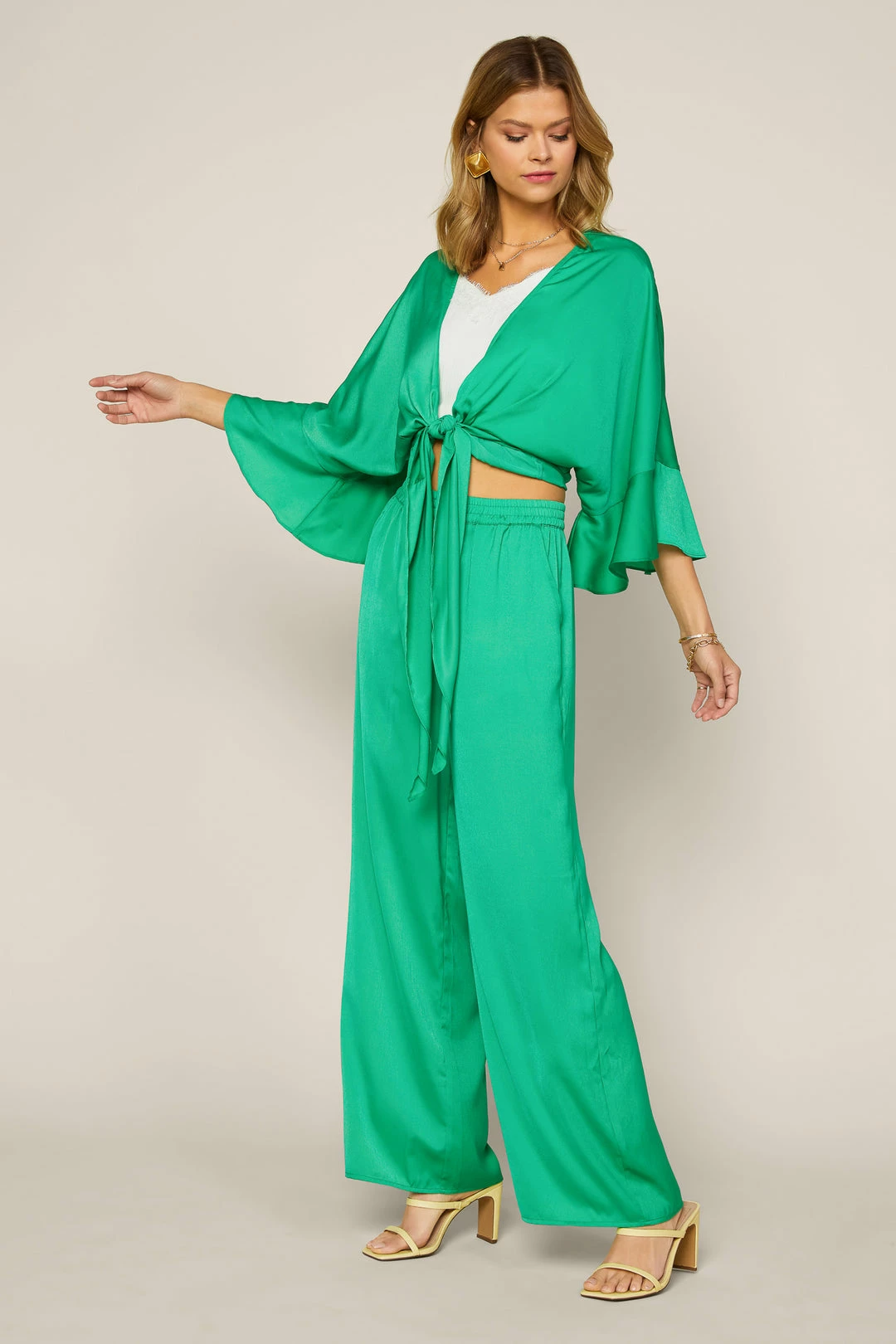 SKIES ARE BLUE Front Tie Kimono Top 5 SKIES ARE BLUE Front Tie Kimono Top