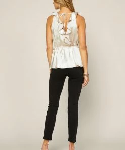 SKIES ARE BLUE Satin Ruffled Top New In Clothing 11 SKIES ARE BLUE Satin Ruffled Top New In Clothing