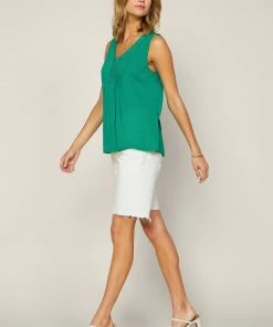 SKIES ARE BLUE Lace Detail Tank Top