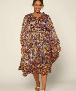 SKIES ARE BLUE Clothing Plus Size - Floral Print Layered Maxi Dress