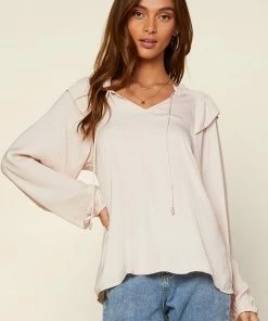 SKIES ARE BLUE Long Sleeve Smocked Top