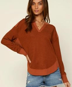 SKIES ARE BLUE Clothing Waffled Textured Knit Top