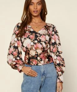 SKIES ARE BLUE Puff Sleeve Floral Blouse Clothing