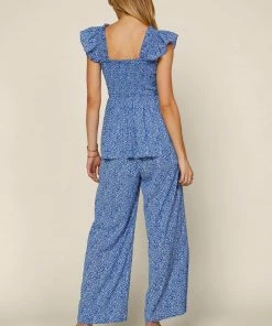 SKIES ARE BLUE New In Clothing Floral Smocked Detail Top 11 SKIES ARE BLUE New In Clothing Floral Smocked Detail Top