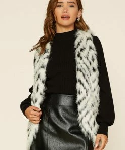 SKIES ARE BLUE Charlotte Shaggy Faux Fur Vest