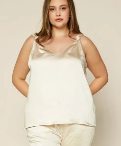 SKIES ARE BLUE Plus Size - Satin Knotted Strap Cami