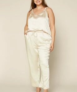 SKIES ARE BLUE Clothing Plus Size - Satin Waist Tie Pants