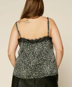 SKIES ARE BLUE Plus Size - Lace Leopard Cami Clothing 9 SKIES ARE BLUE Plus Size - Lace Leopard Cami Clothing