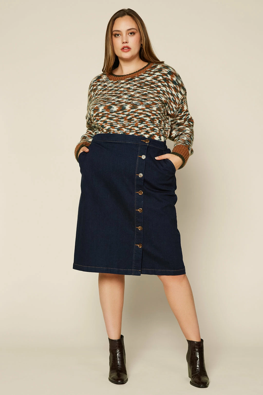 SKIES ARE BLUE Clothing Plus Size - Button Denim Midi Skirt 4 SKIES ARE BLUE Clothing Plus Size - Button Denim Midi Skirt
