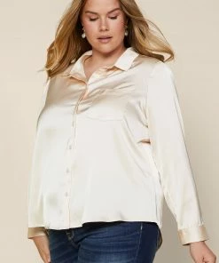 SKIES ARE BLUE Clothing Plus Size - Satin Button Down Shirt