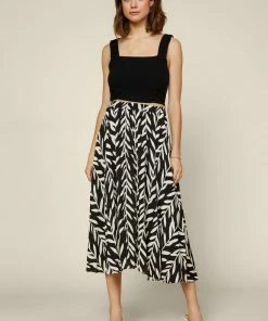 SKIES ARE BLUE New In Clothing Botanical Pleated Midi Skirt 11 SKIES ARE BLUE New In Clothing Botanical Pleated Midi Skirt