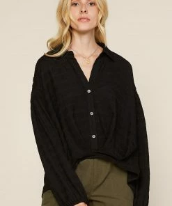 SKIES ARE BLUE Clothing Rita Textured Button Down Top