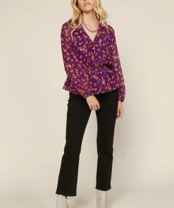 SKIES ARE BLUE Floral Swiss Dot Blouse