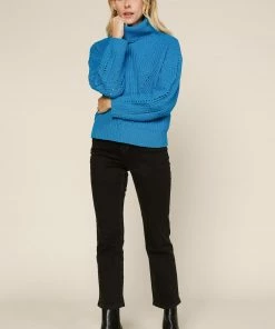 SKIES ARE BLUE Cozy Knit Turtleneck Sweater 10 SKIES ARE BLUE Cozy Knit Turtleneck Sweater