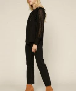 SKIES ARE BLUE Clip Dot Ruffle Blouse