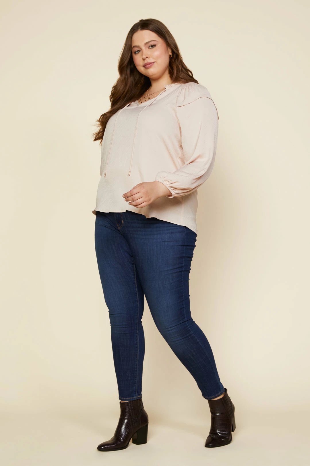 SKIES ARE BLUE Plus Size - Long Sleeve Smocked Top 4 SKIES ARE BLUE Plus Size - Long Sleeve Smocked Top