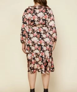 SKIES ARE BLUE Plus Size - Floral Long Sleeve Dress Clothing 9 SKIES ARE BLUE Plus Size - Floral Long Sleeve Dress Clothing