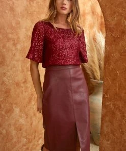 SKIES ARE BLUE Clothing Sequin Short Sleeve Top