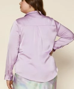 SKIES ARE BLUE Plus Size - Satin Button Down Shirt New In Plus Size