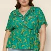 SKIES ARE BLUE Plus Size - Floral Wrap Top