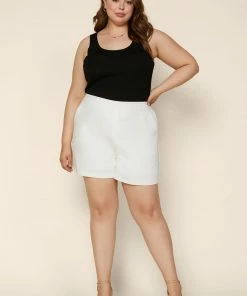 SKIES ARE BLUE Plus Size - Structured High Waisted Shorts