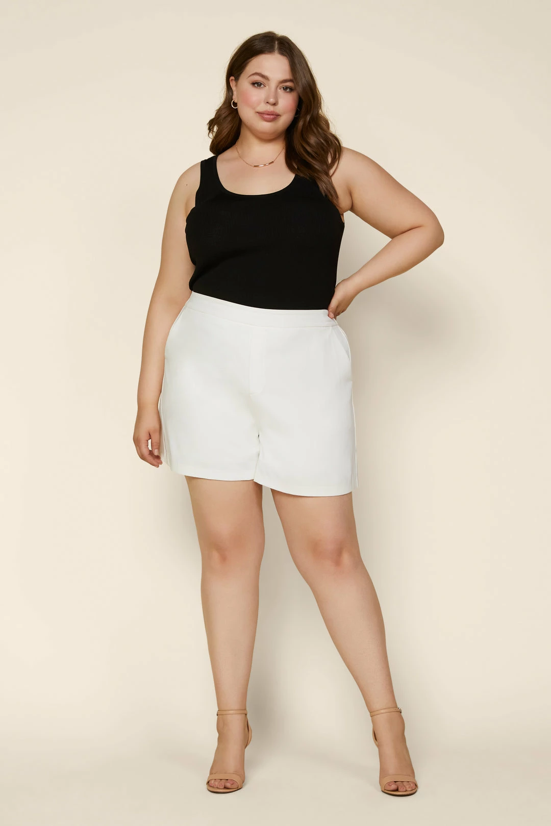 SKIES ARE BLUE Plus Size - Structured High Waisted Shorts 3 SKIES ARE BLUE Plus Size - Structured High Waisted Shorts