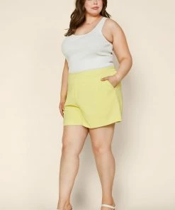 SKIES ARE BLUE Plus Size - Structured Shorts