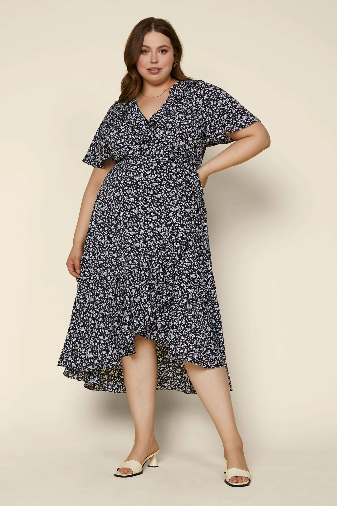 SKIES ARE BLUE Plus Size - Floral Ruffled Wrap Dress 4 SKIES ARE BLUE Plus Size - Floral Ruffled Wrap Dress