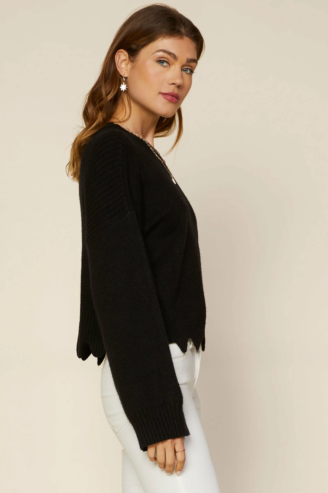 SKIES ARE BLUE Clothing Raya Scallop Trimmed Sweater 6 SKIES ARE BLUE Clothing Raya Scallop Trimmed Sweater