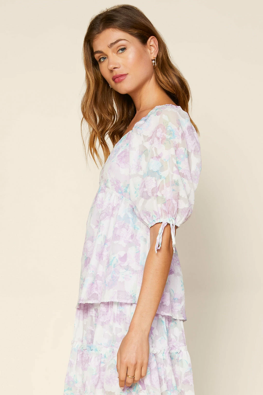 SKIES ARE BLUE Floral Sweetheart Neckline Top 4 SKIES ARE BLUE Floral Sweetheart Neckline Top