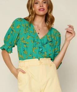 SKIES ARE BLUE Floral Wrap Top