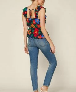 SKIES ARE BLUE New In Clothing Luna Floral Peplum Top