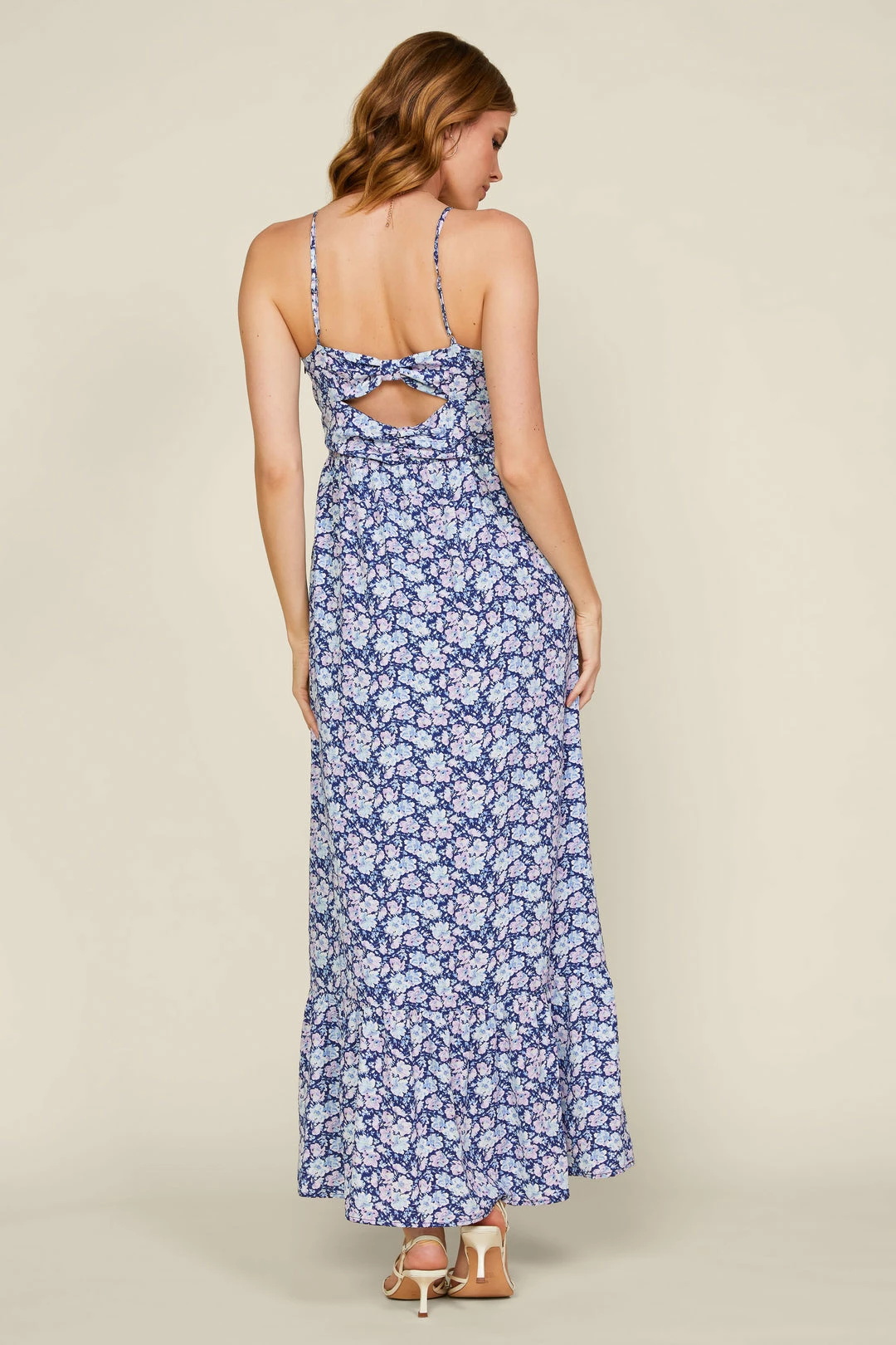 SKIES ARE BLUE Noah Floral Twisted Back Dress 6 SKIES ARE BLUE Noah Floral Twisted Back Dress