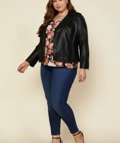 SKIES ARE BLUE Plus Size - Vegan Leather Jacket Clothing 7 SKIES ARE BLUE Plus Size - Vegan Leather Jacket Clothing