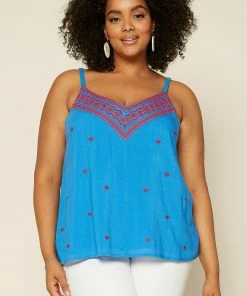 SKIES ARE BLUE Plus Size - Embroidered Cami Clothing