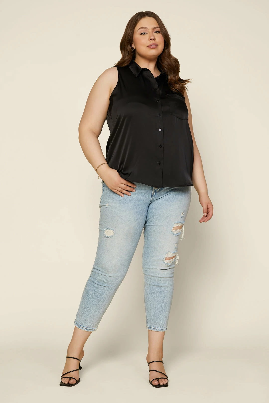 SKIES ARE BLUE Plus Size - Sleeveless Button Down Top New In Plus Size 4 SKIES ARE BLUE Plus Size - Sleeveless Button Down Top New In Plus Size
