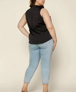 SKIES ARE BLUE Plus Size - Sleeveless Button Down Top New In Plus Size 11 SKIES ARE BLUE Plus Size - Sleeveless Button Down Top New In Plus Size