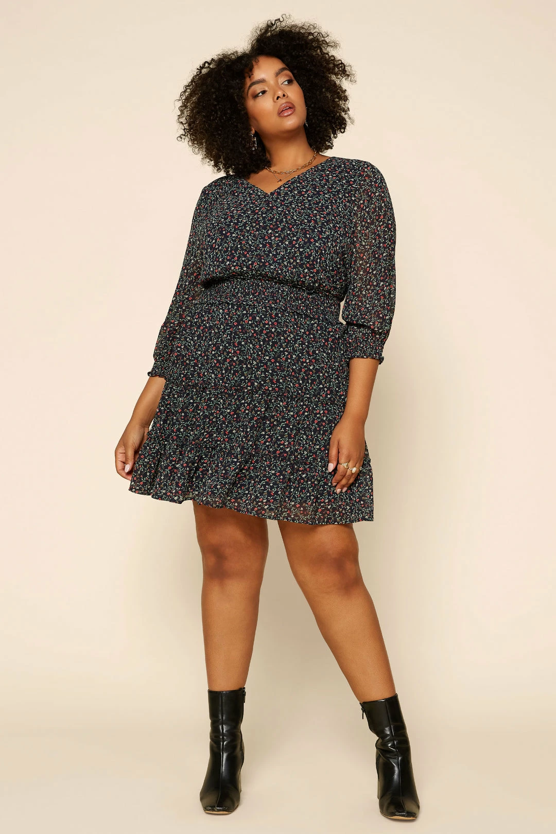 SKIES ARE BLUE Plus Size - Ditsy Floral Mini Dress Clothing 5 SKIES ARE BLUE Plus Size - Ditsy Floral Mini Dress Clothing