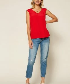 SKIES ARE BLUE Pleated Shoulder Top