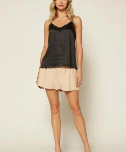 SKIES ARE BLUE Lace Trim Camisole Clothing